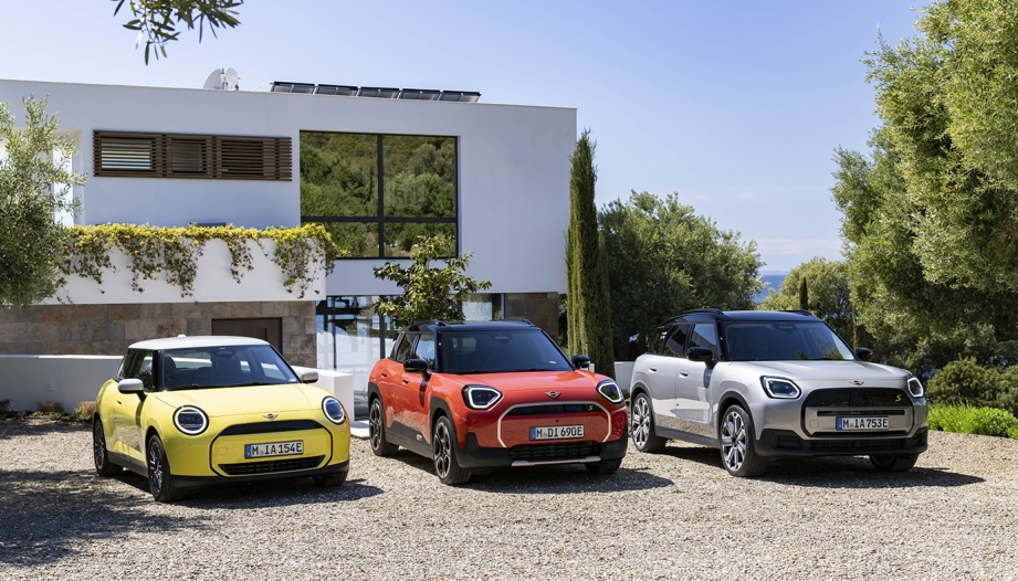 Xe Xanh: Thaco Auto ra mắt xe điện đầu tiên của MINI tại Việt Nam